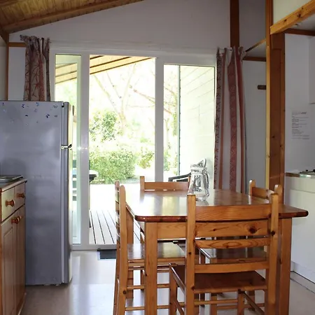 Camping Le Pavillon Les Achards (Vendee)